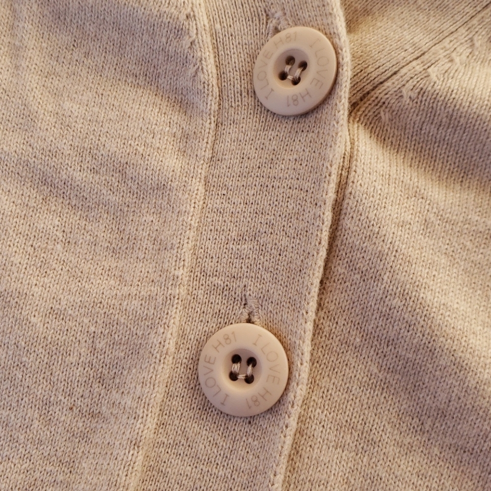 Sweater - Picture 4 of 4
